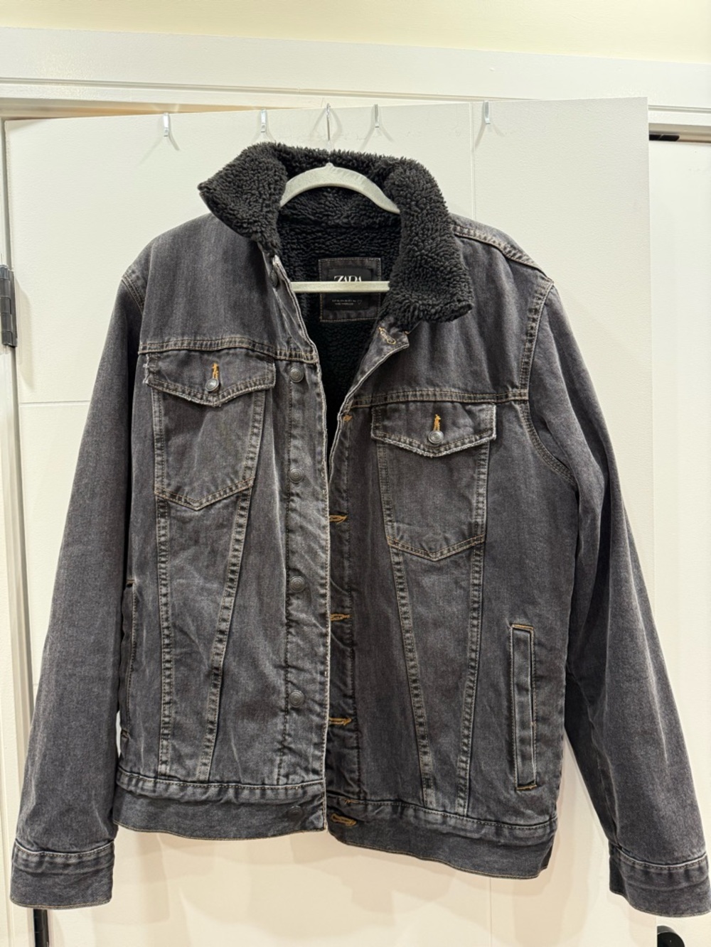 Zara Men’s Washed Black Denim Jacket with Sherpa Collar